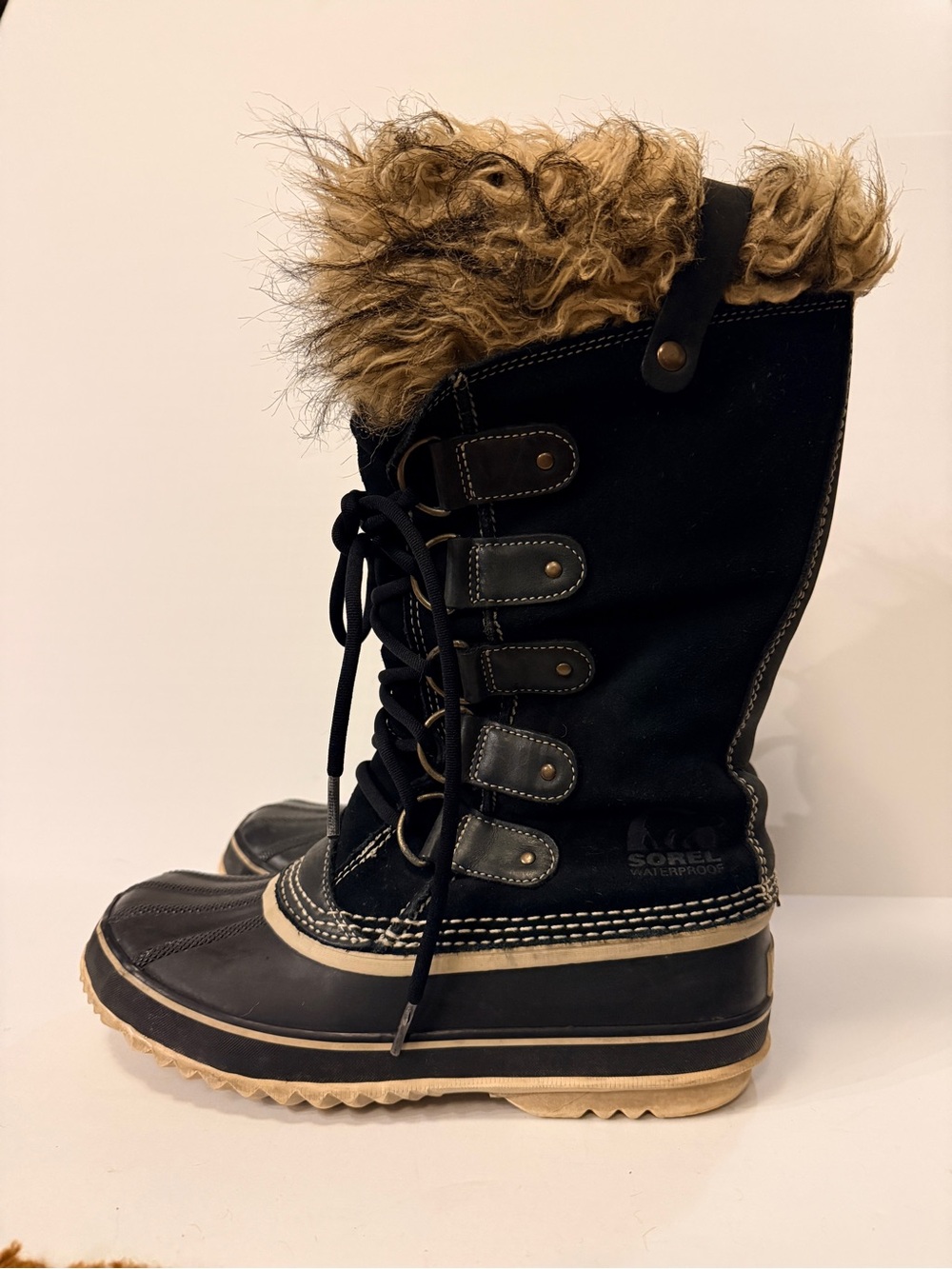 Sorel Joan of Arctic snow boots, black suede, women's size 9